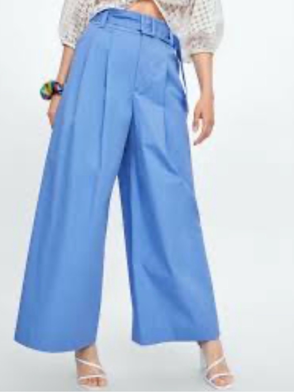 Zara Size M High-Waist Wide-Leg Crop Pants - Super Flattering!